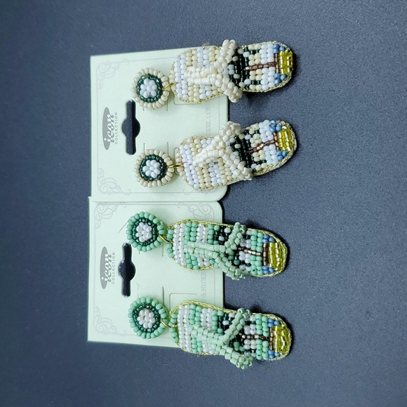 NWOT Handmade Multi Seedbead Flipflop Earrings Choice Mint Green or Ivory White - Picture 1 of 7